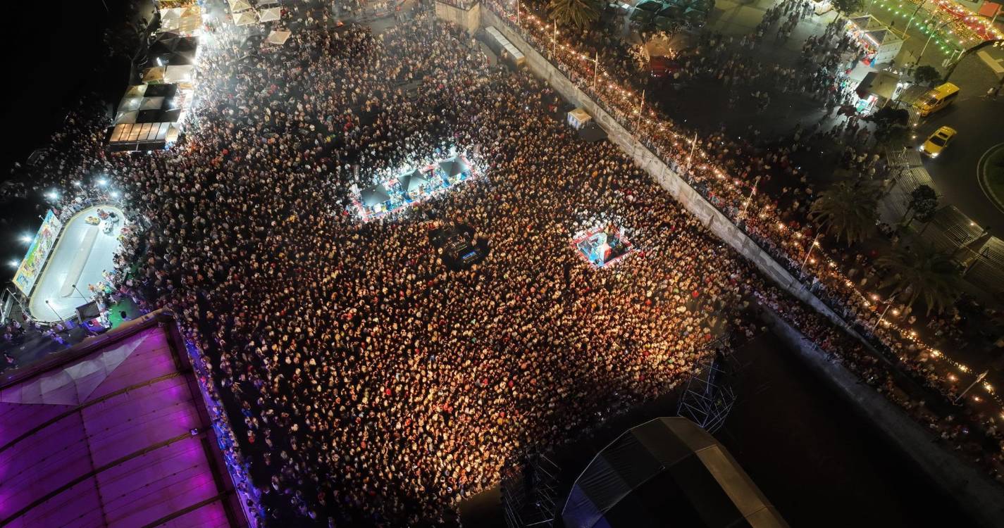 Noite de enchente na Ribeira Brava com Nininho Vaz Maia (com fotos)