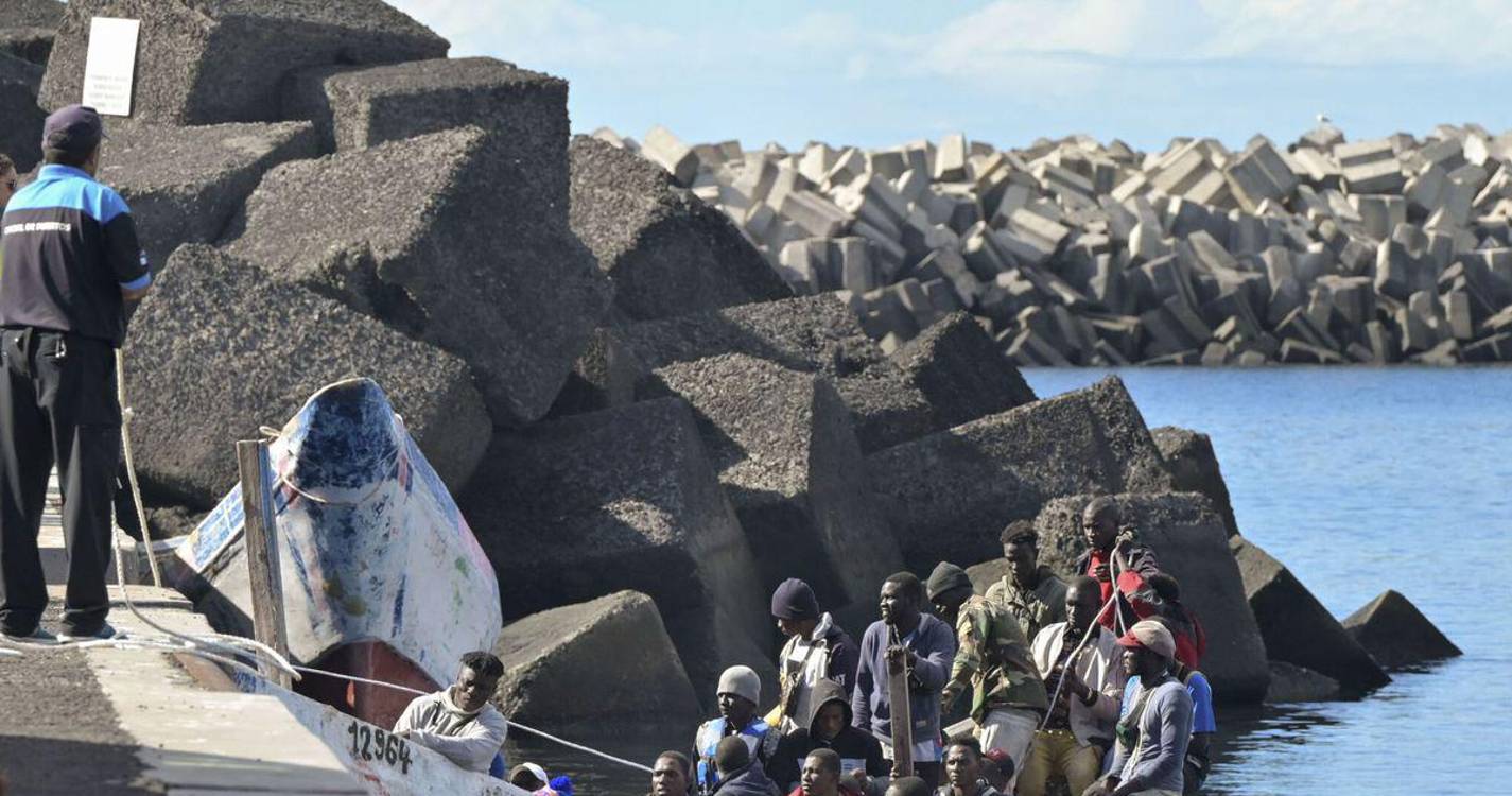 Salvamento Marítimo de Espanha resgata quase 700 migrantes na rota das Canárias