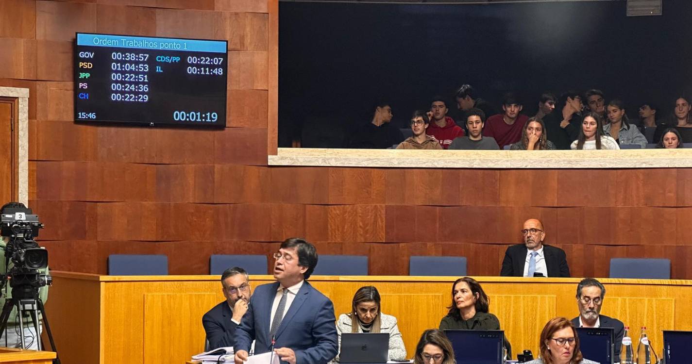 Vítor Freitas pediu mais esclarecimentos sobre o seguro da banana, mas foi acusado de usar “papelinhos”