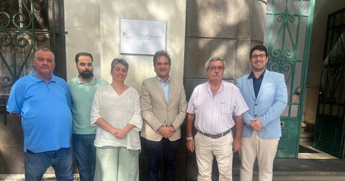 Gripe aviária: Associações de ornitologia colaboram com as autoridades