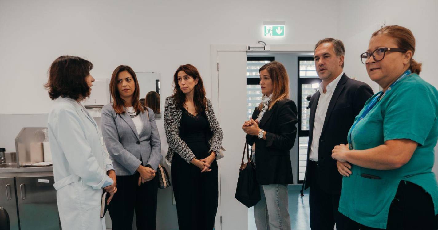 Deputados do PSD-M visitam Centro de Vacinação do Centro de Saúde da Nazaré