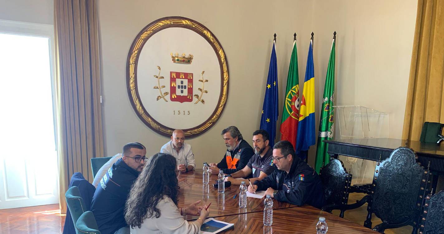 Santa Cruz reforça segurança balnear com protocolo celebrado com a SANAS