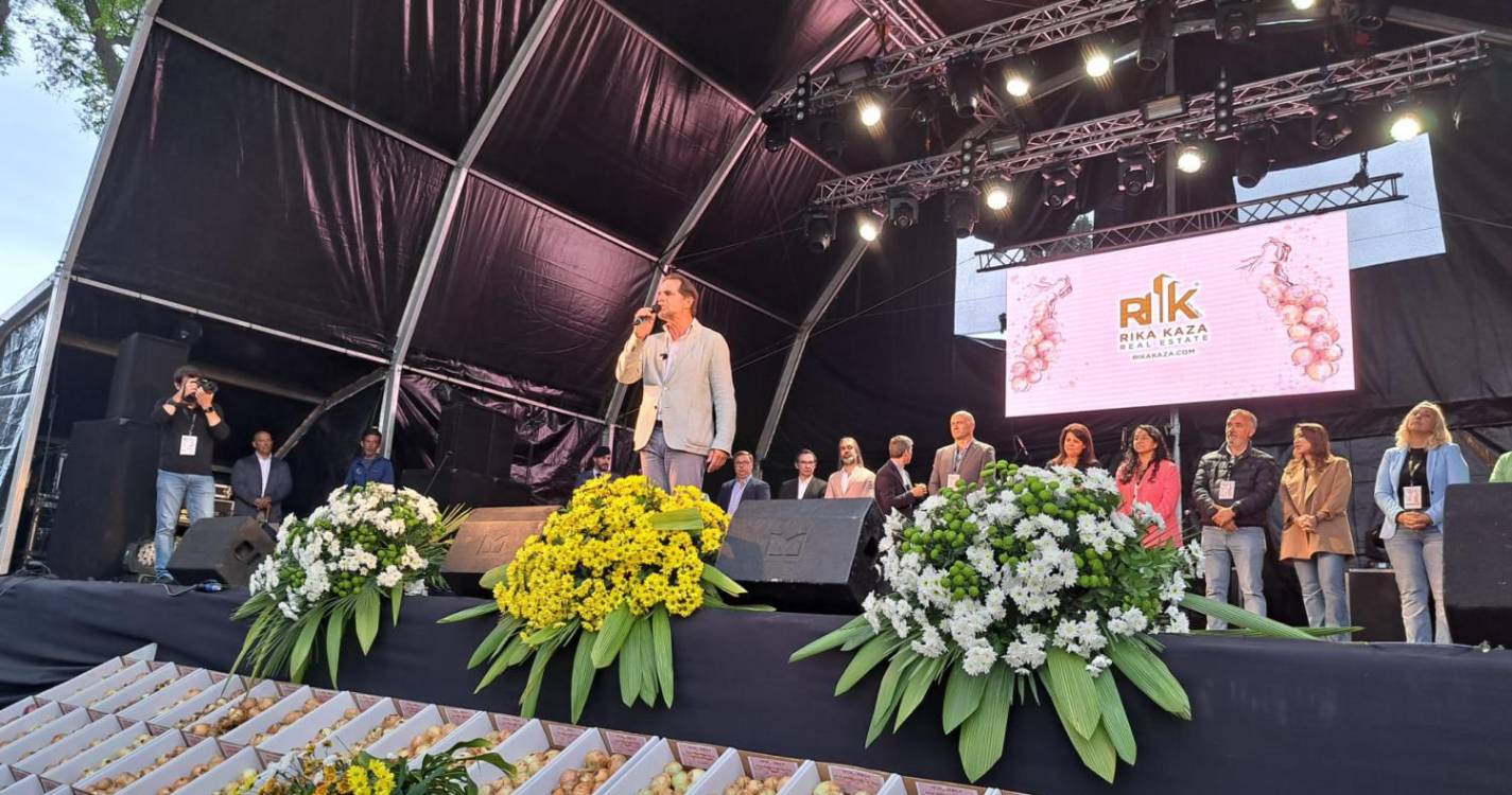 Albuquerque promete continuidade de apoio à Festa da Cebola