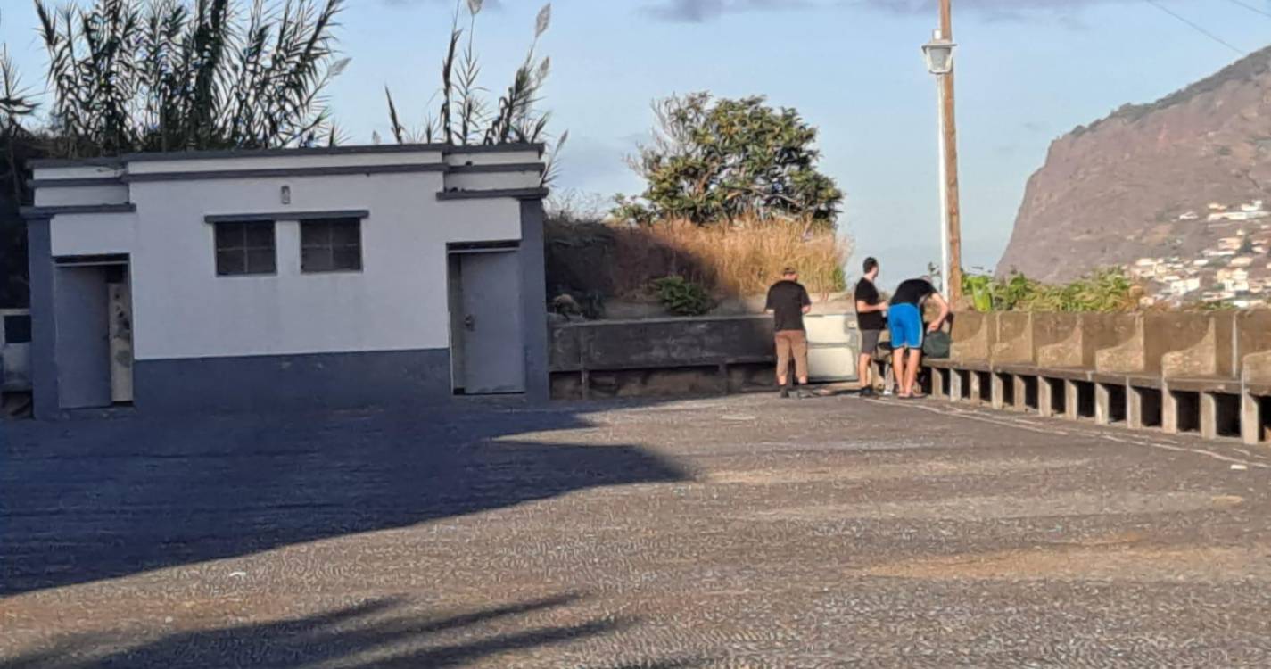 Três estrangeiros pernoitaram junto à igreja de São Martinho