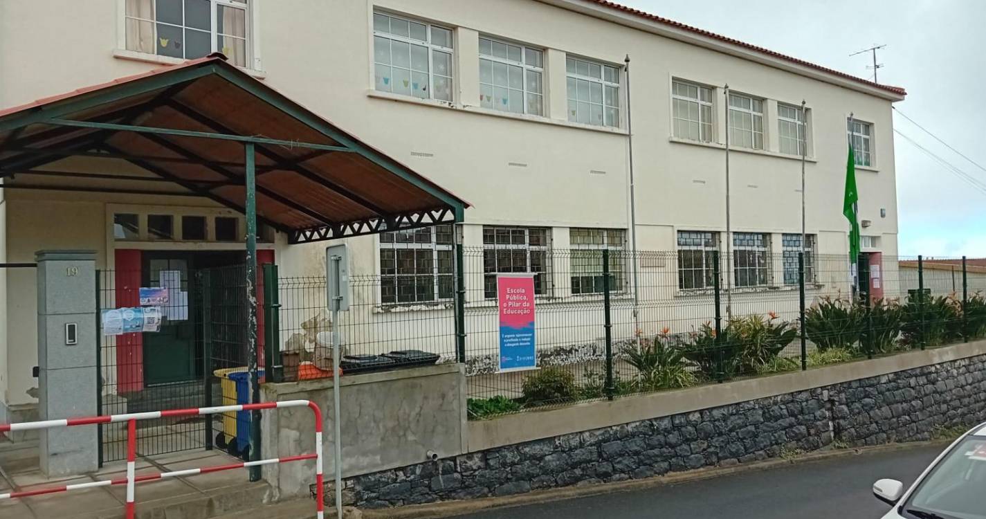 Muito turismo e poucos votantes em Santana