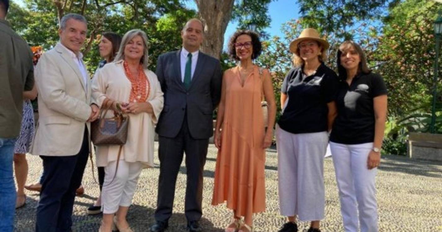 Um milhar de idosos participou em evento no Jardim Municipal (com fotos)