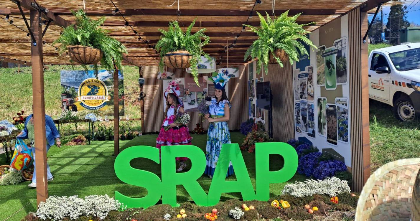 Feira Agropecuária já começou no Porto Moniz (fotos)