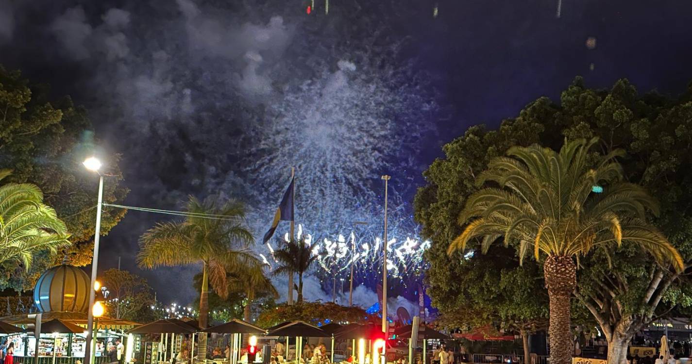 Veja o último piromusical desta edição do Festival do Atlântico (com fotos)
