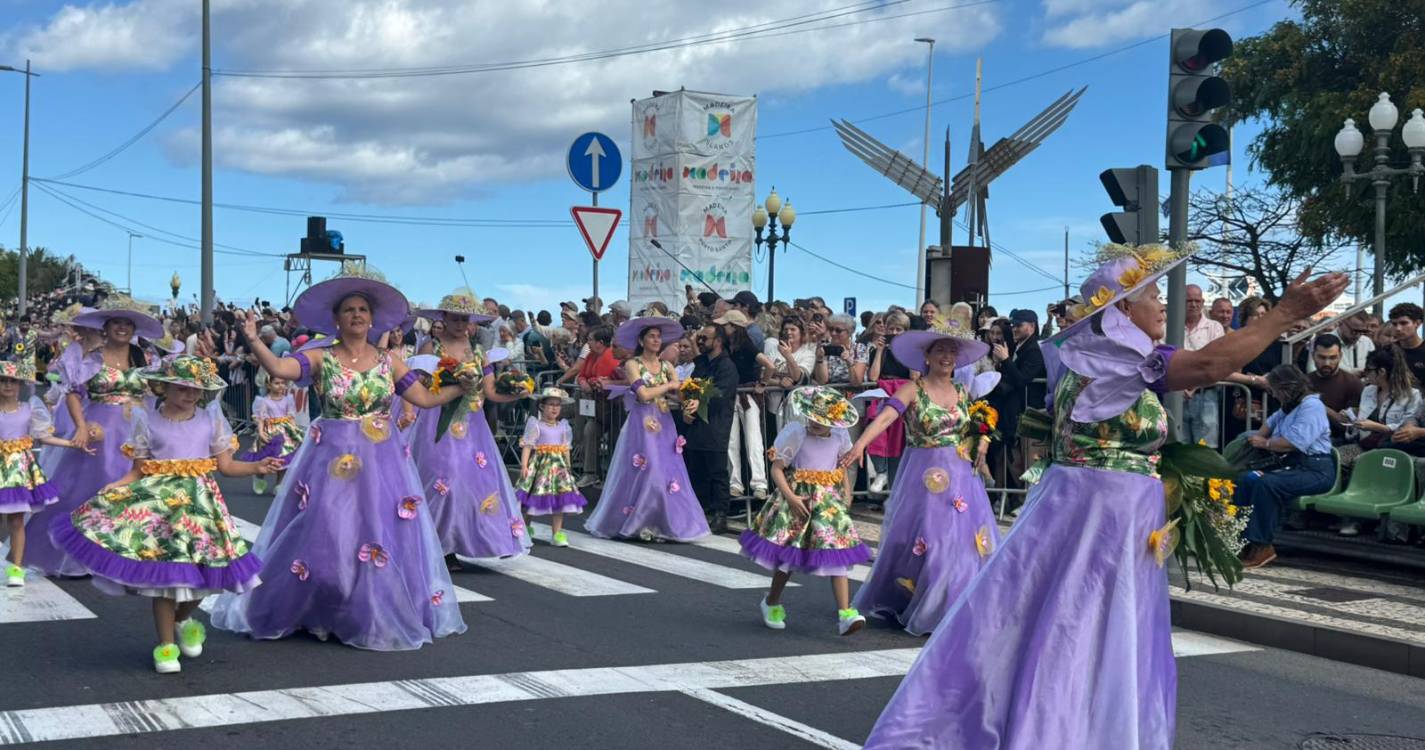 Festa da Flor: Roxo predomina no tema ‘Florescer da Autonomia’ (com fotos)