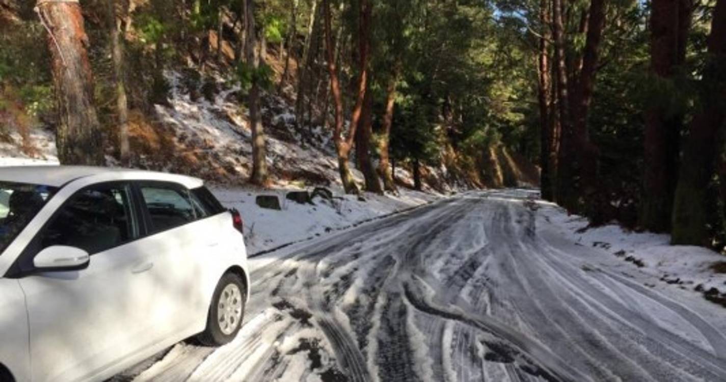 Neve está de volta às zonas altas da Madeira (com fotos)
