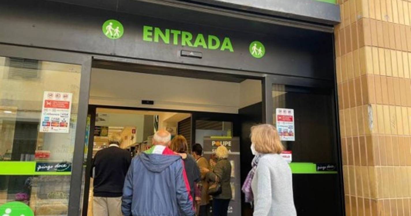 Entradas no Pingo Doce controladas 'uma a uma'