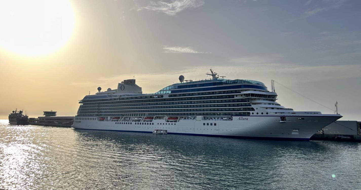 Allura traz perto de 1.900 pessoas na escala inaugural no Funchal