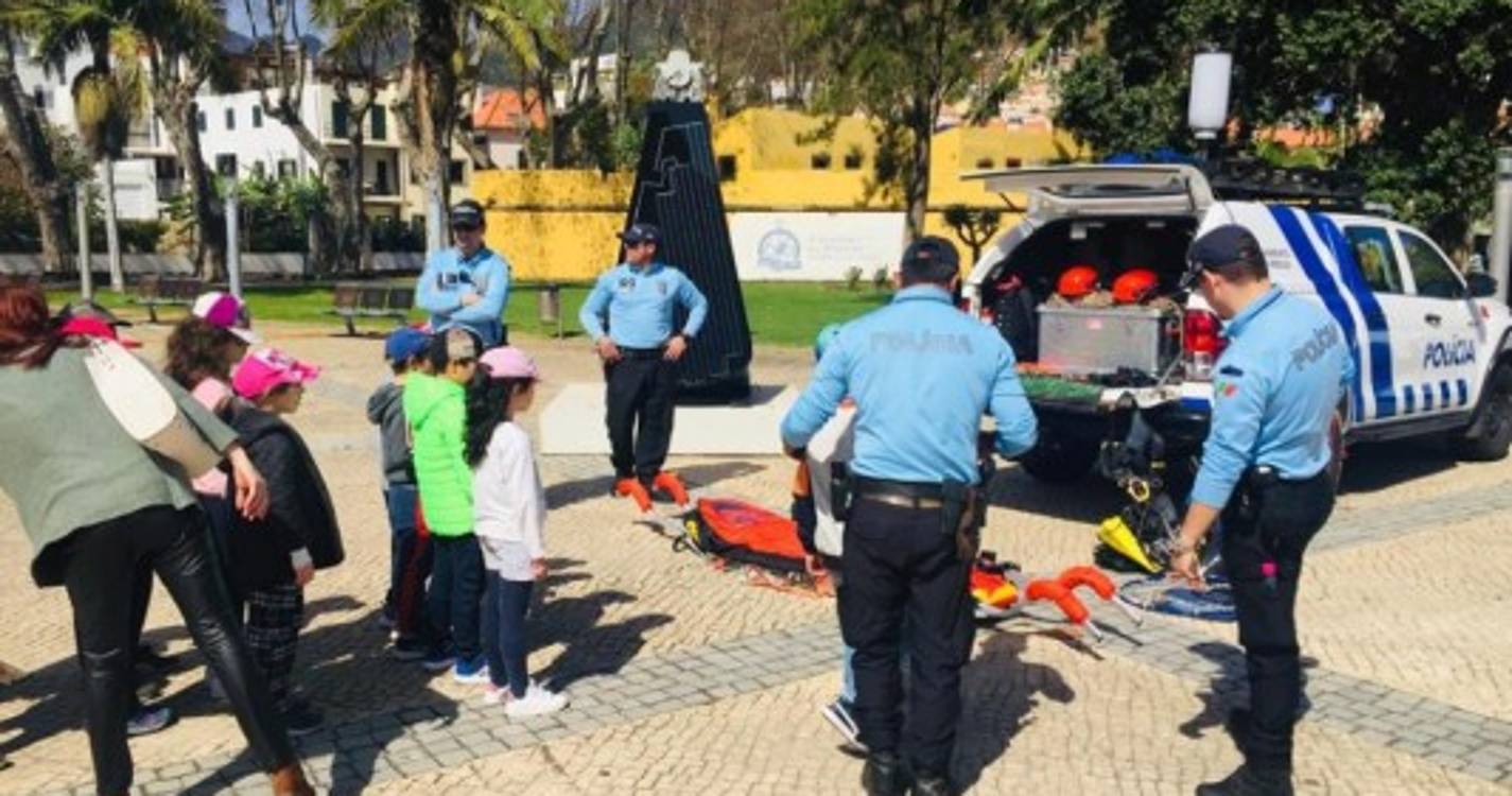 Exposição de agentes de proteção civil em Machico [com fotos]