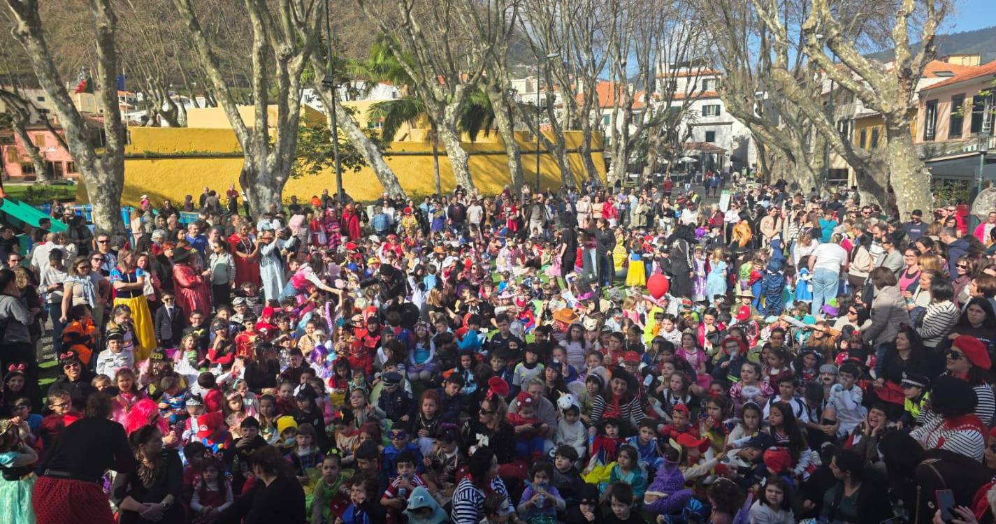 Carnaval das Crianças encheu Machico de cor, alegria e muita animação