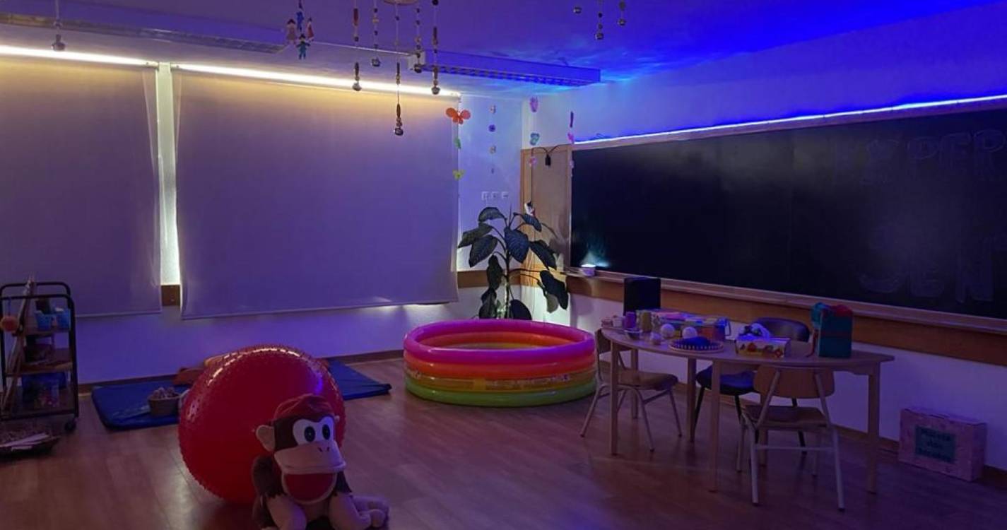 Aprovado apoio camarário para criação de sala multissensorial na Escola da Lourencinha