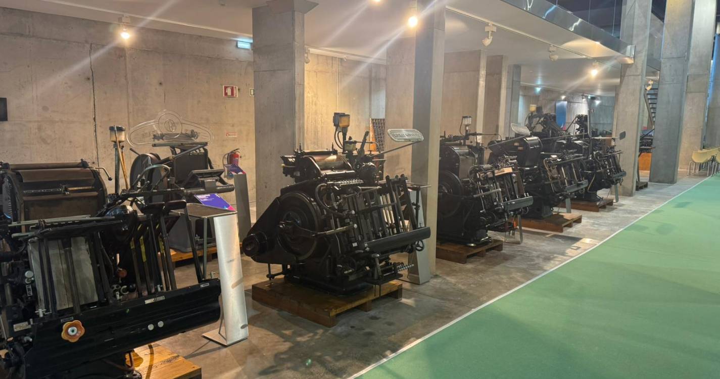 Tudo a postos para a abertura da exposição ‘A Autonomia na Imprensa’