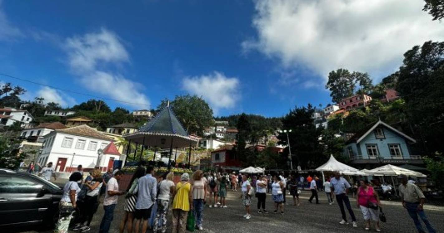 Fé e tradição já levam muitos fiéis ao Monte (com fotos)