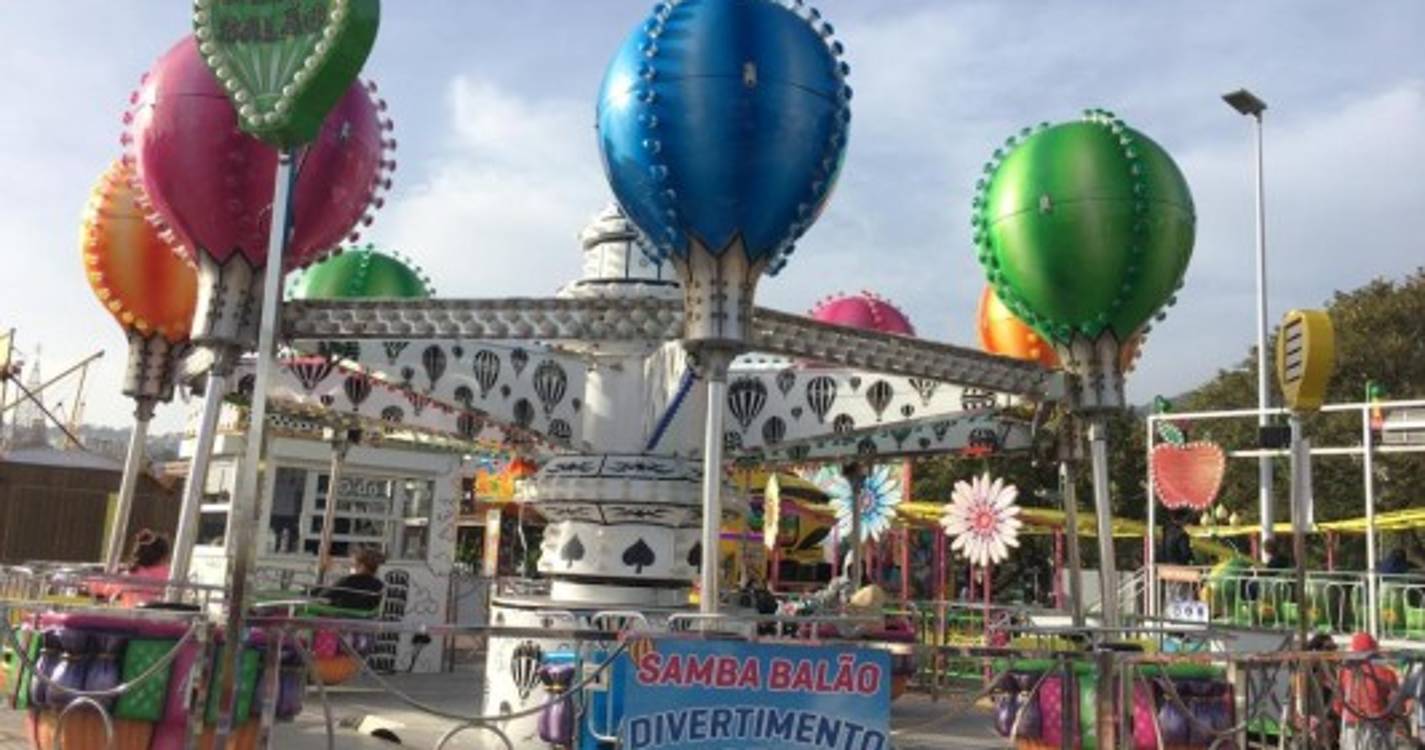 Pouco movimento no último dia de diversão no Mega Luna Park, no Funchal (com fotos)