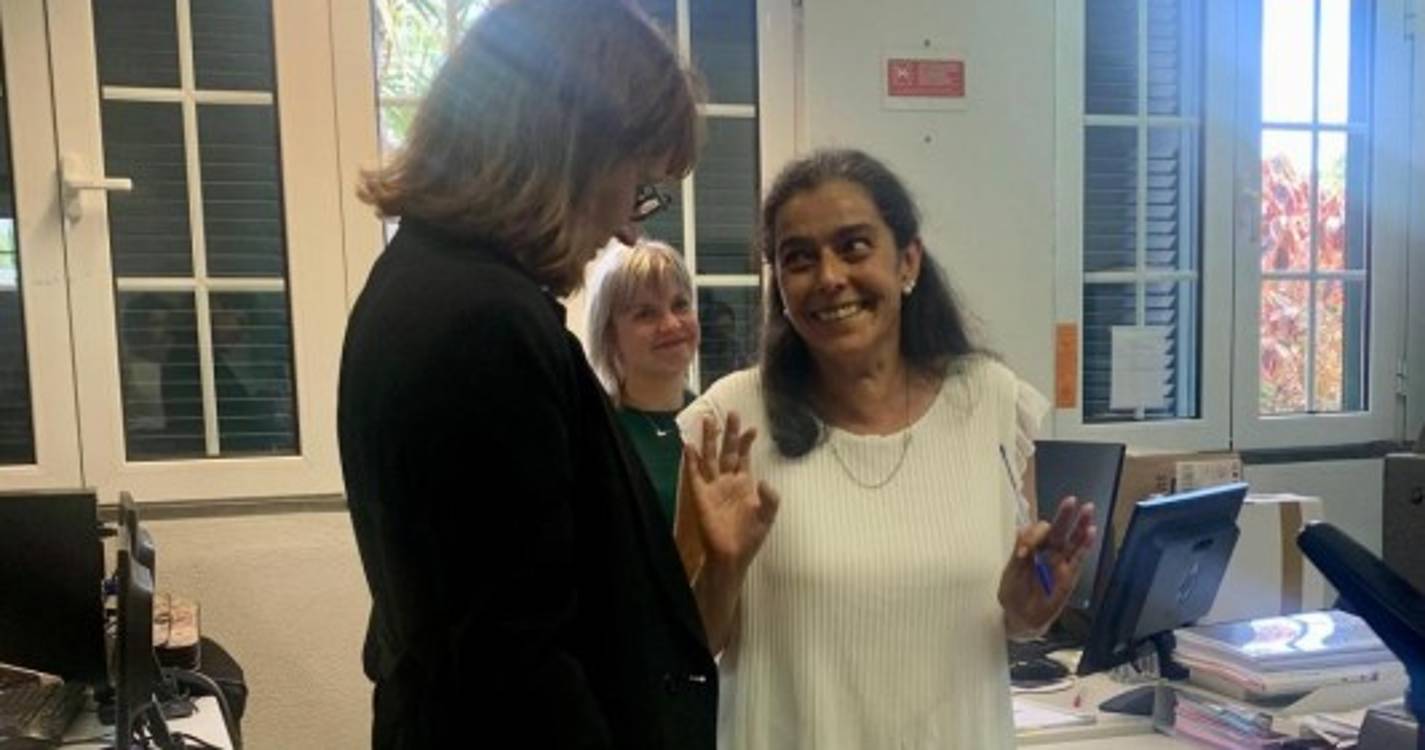 Justiça: Ministra visitou obras no tribunal e contactou com oficiais da Justiça no Porto Santo