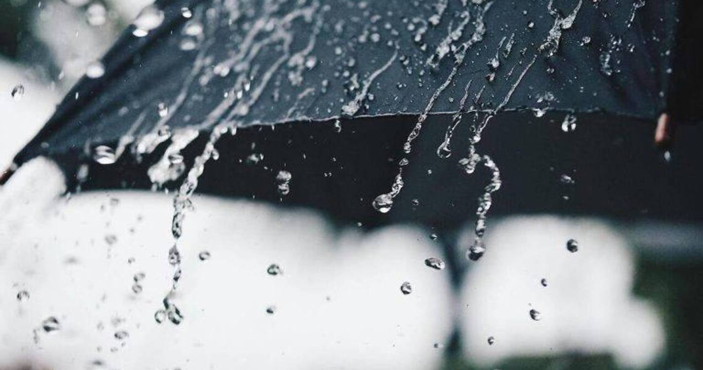 Quatro distritos do continente sob aviso amarelo por causa da chuva