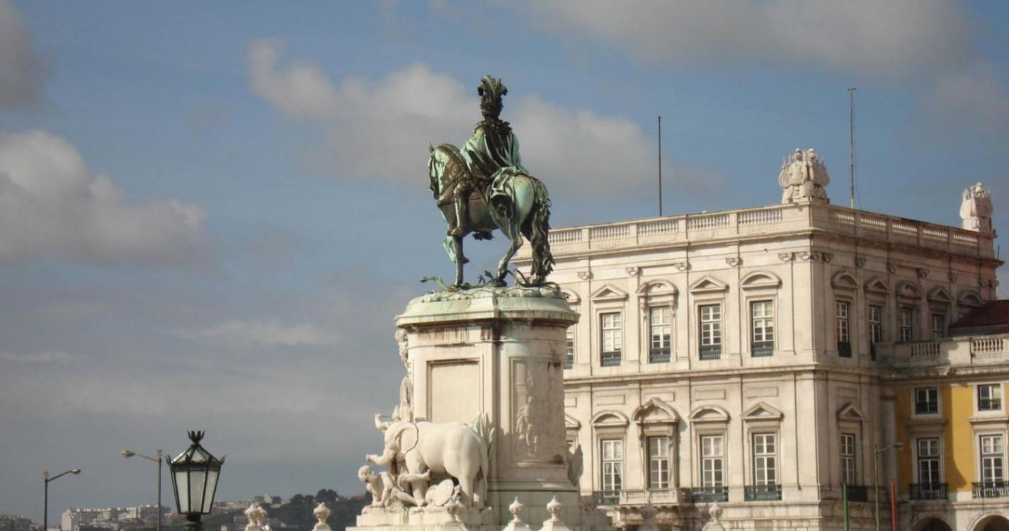 Saldo da população continua negativo, mas Lisboa regista valor positivo