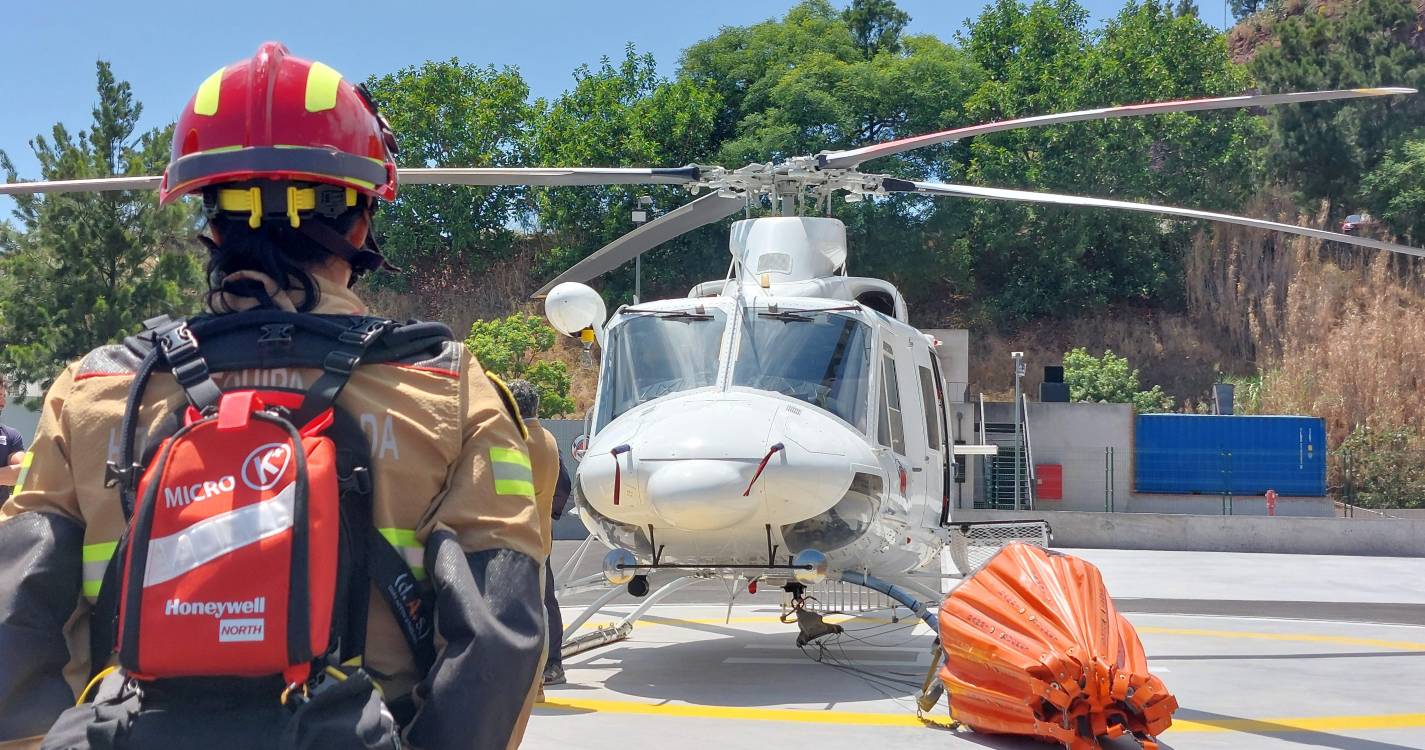 Turista sofre queda em vereda e é resgatada por helicóptero