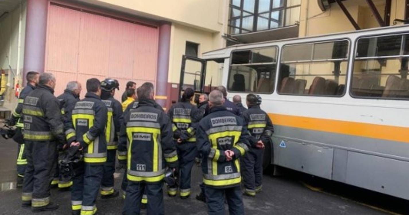 Bombeiros Sapadores testam ferramentas em treino operacional