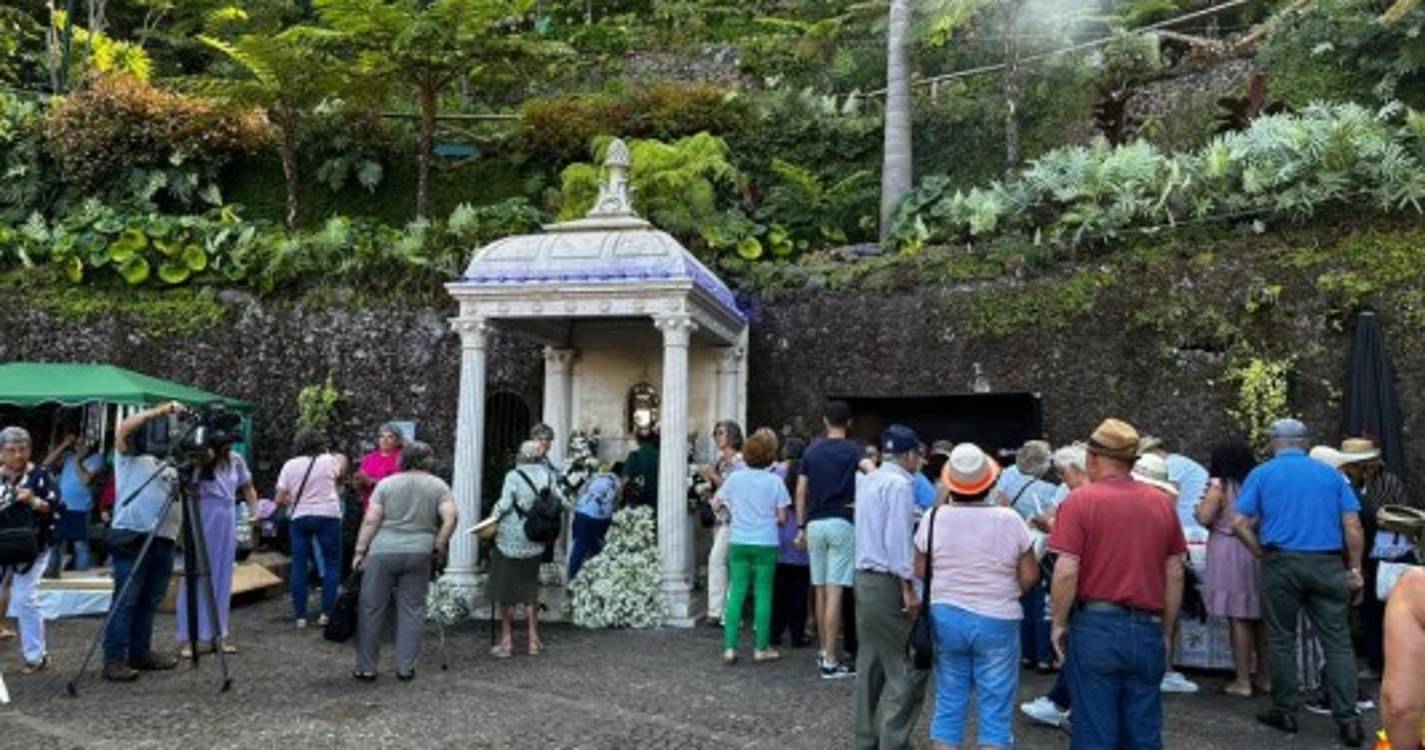 Fé e tradição já levam muitos fiéis ao Monte (com fotos)