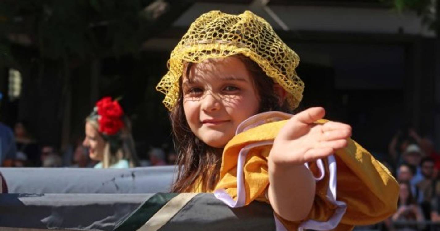 Imagens mostram animação e clássicos que lotaram a Avenida do Mar