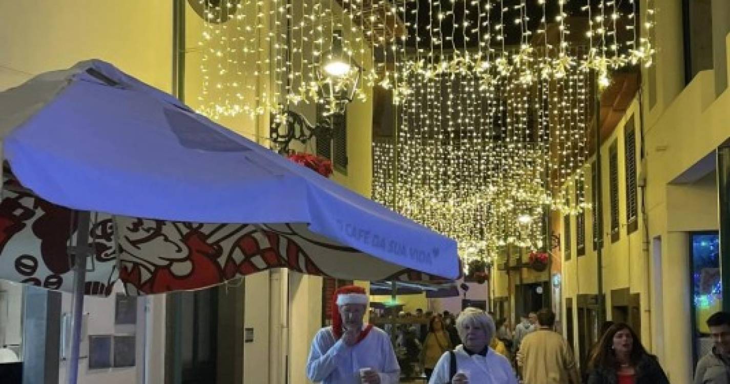 Santa Cruz diz ser agora &#34;a capital do Natal madeirense&#34; (com fotos)
