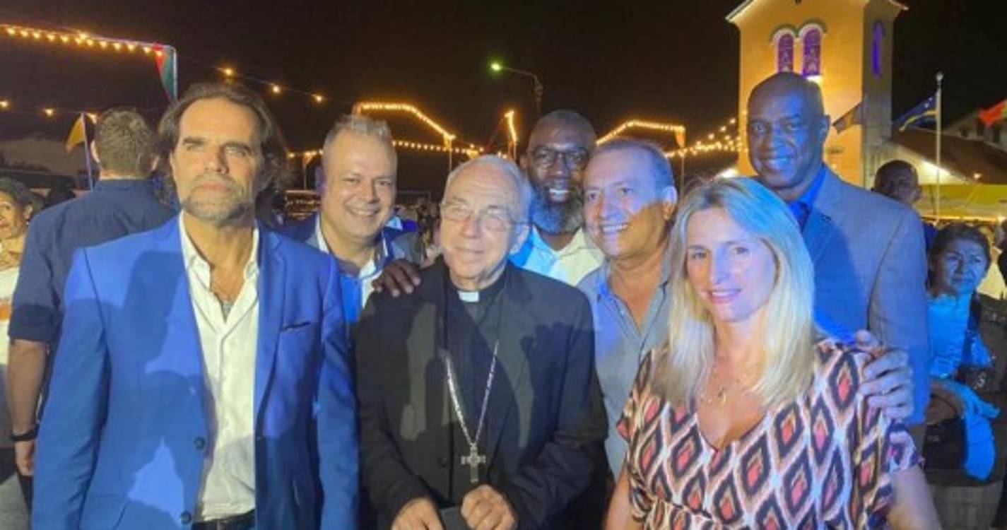 Albuquerque despediu-se de Curaçao numa festa com 1.500 pessoas (fotos e vídeos)