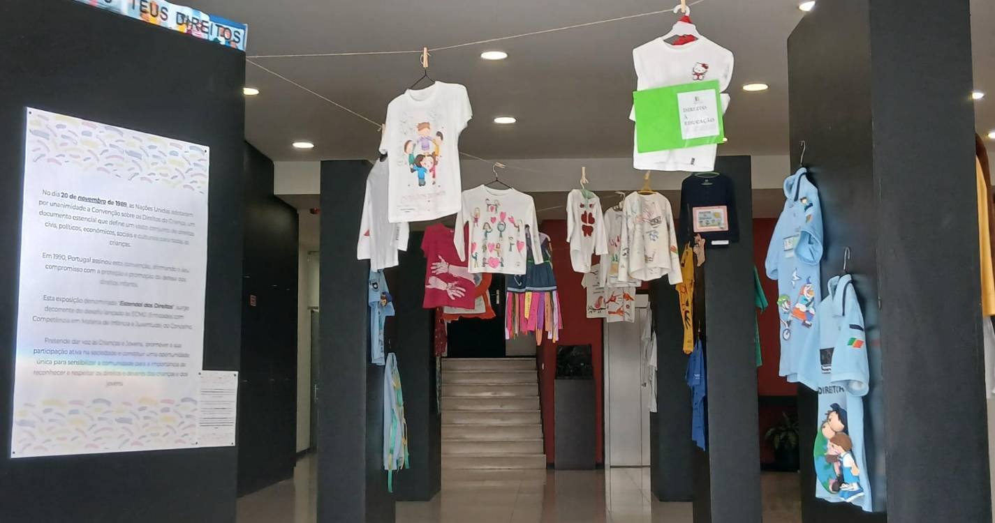 ‘Estendal dos Direitos’ em exposição na Casa da Cultura de Câmara de Lobos