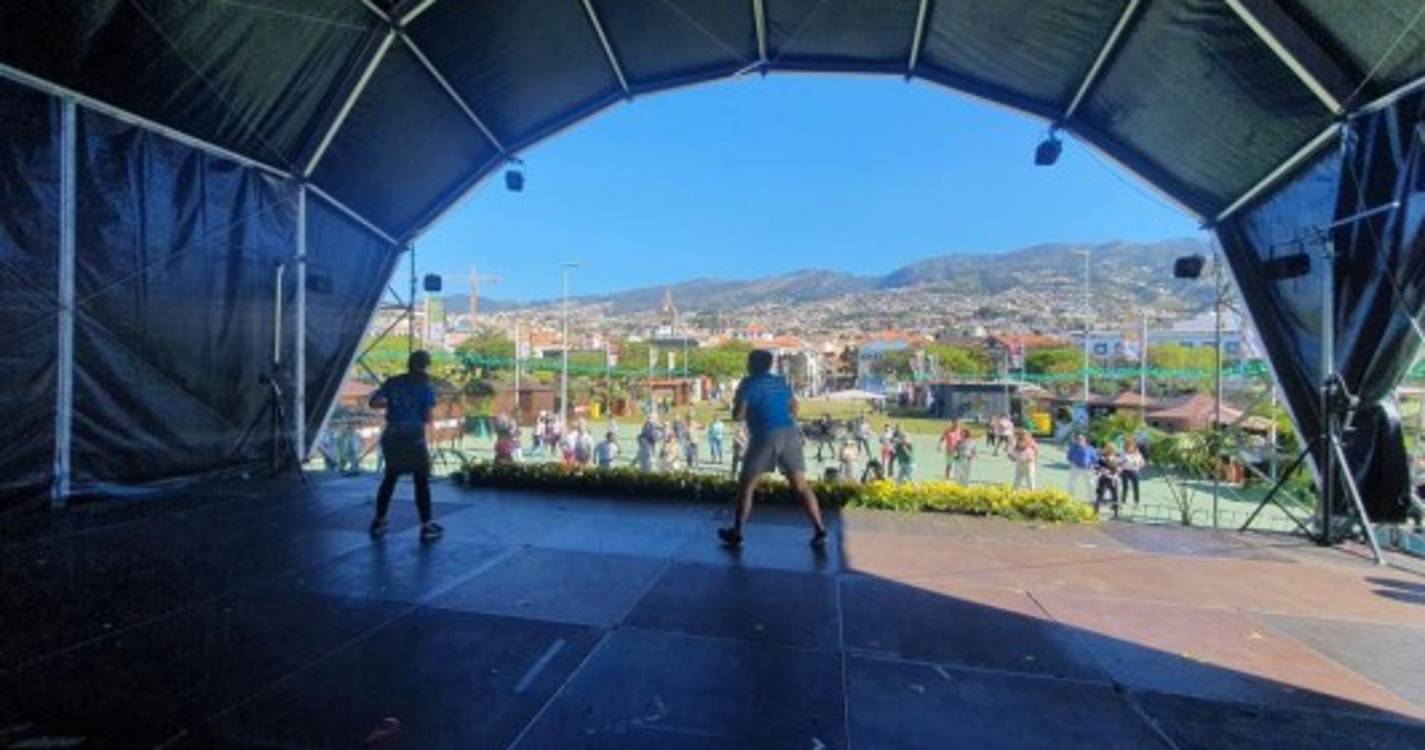 Mães trabalhadoras homenageadas esta manhã no Cais 8