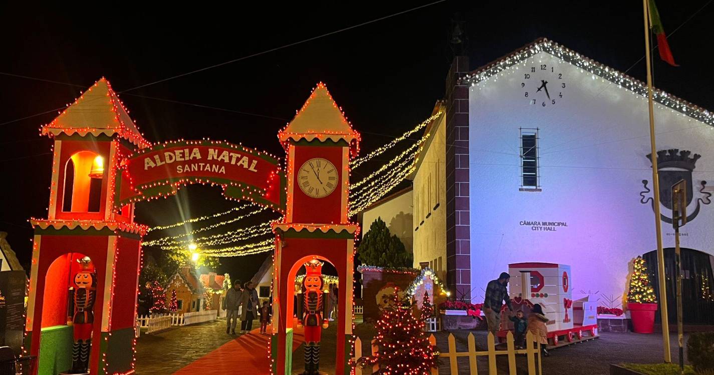 Cidade de Santana vestida a rigor para uma noite de Festa (com fotos)