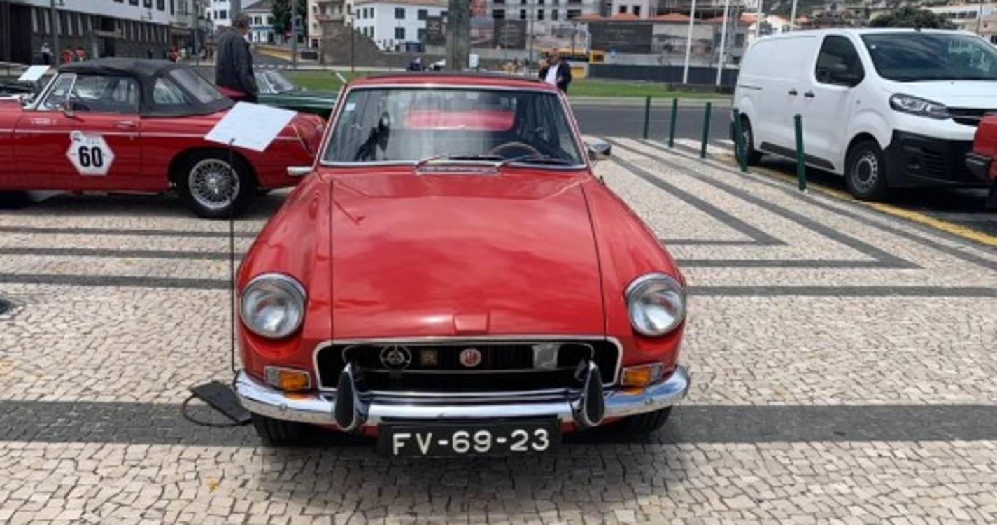 O regresso do ‘Madeira Classic Car Revival’ em 66 fotos