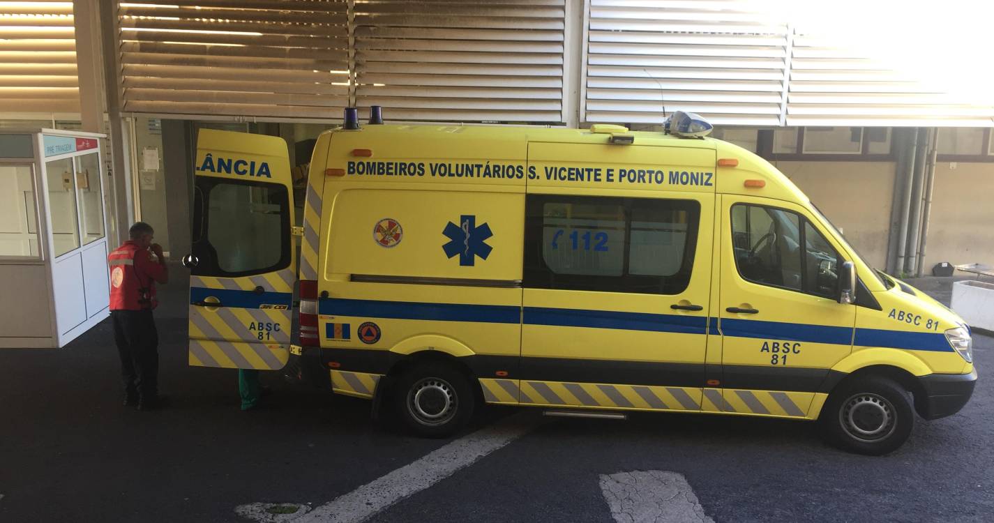 Idosa atropelada em São Vicente transportada para o hospital
