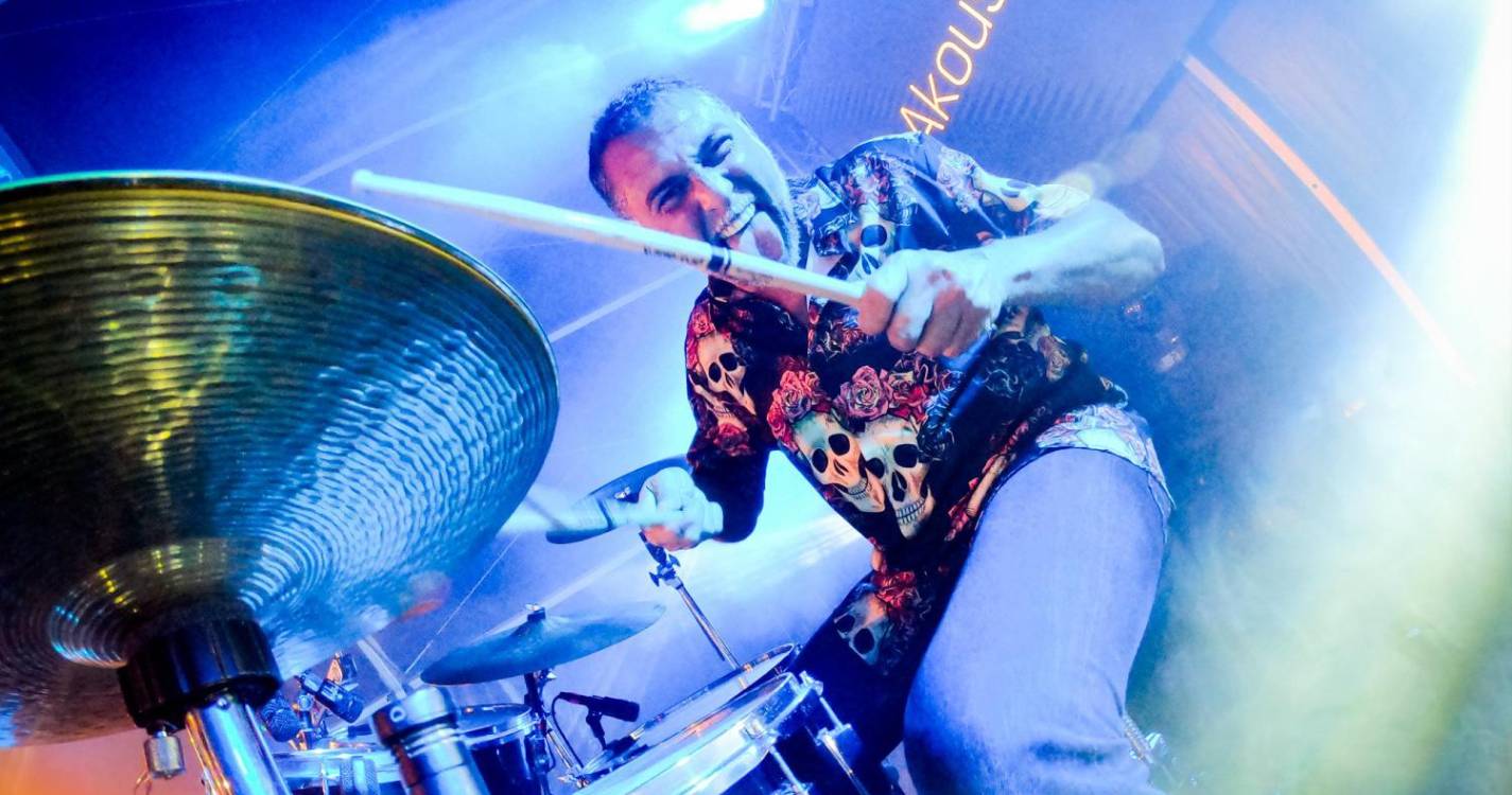 Akoustic Junkies regressam aos palcos na Noite Hippie