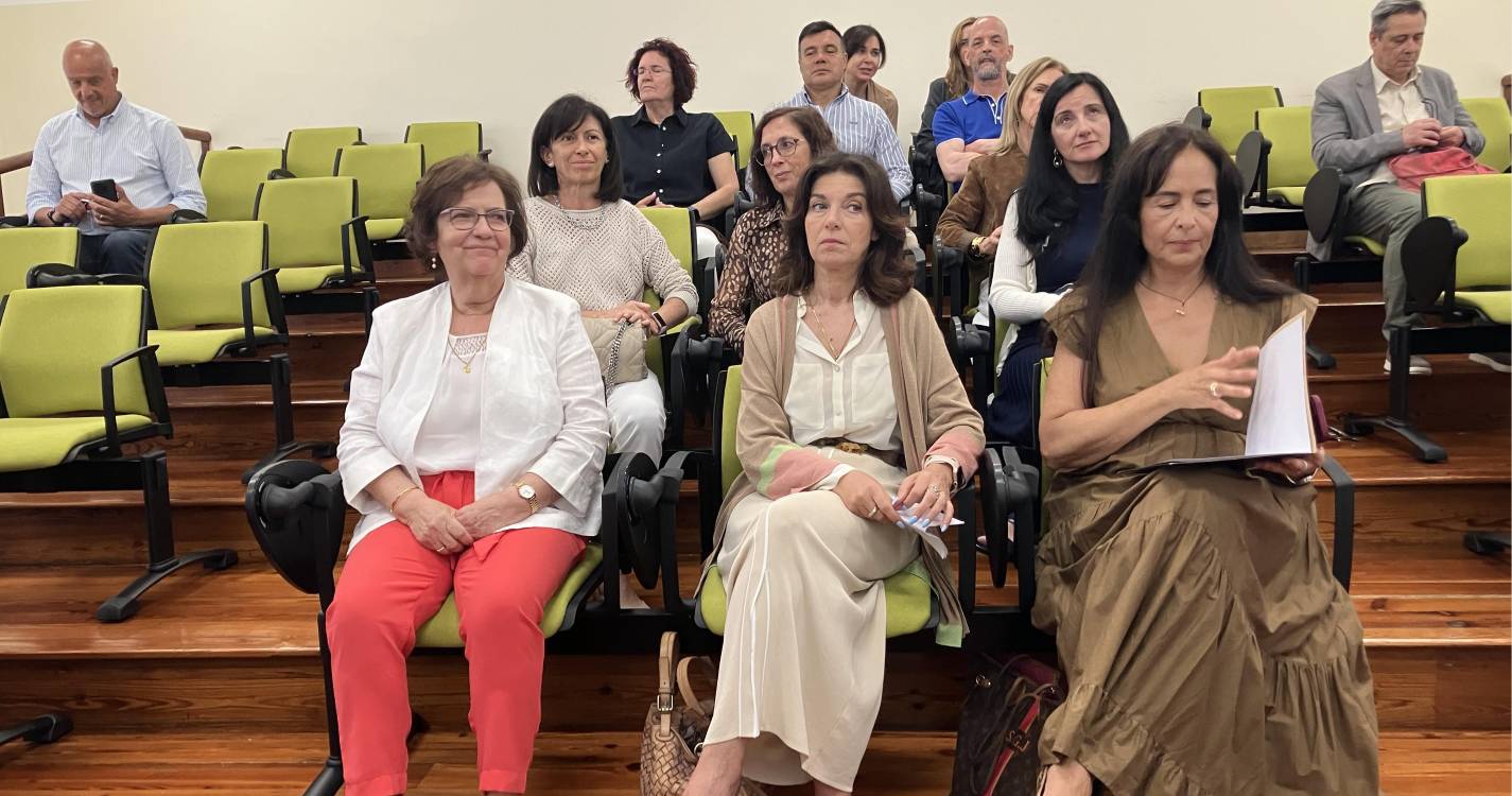 Escola Secundária Jaime Moniz celebra 80 anos do edifício com inauguração do Auditório Edmundo Tavares