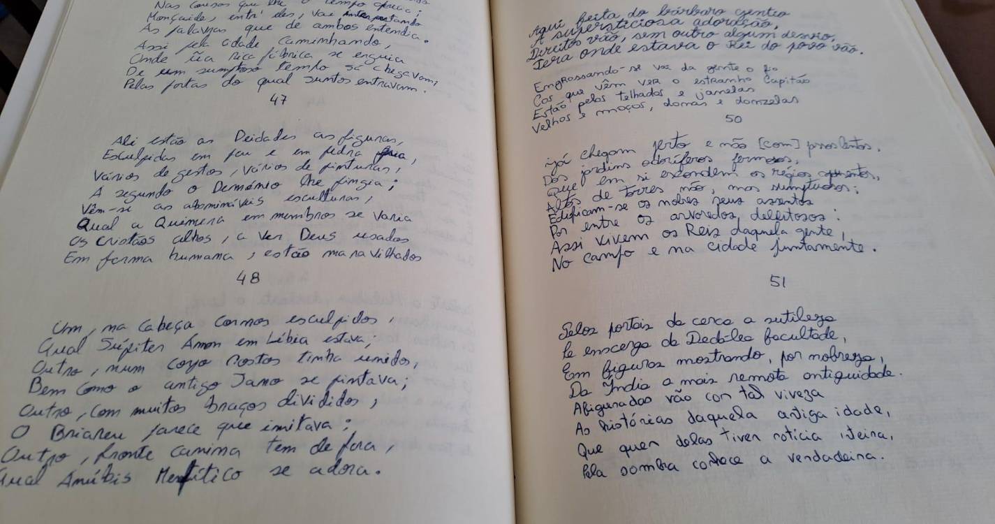Mais de duas mil mãos reescrevem ‘Os Lusíadas’ na Francisco Franco
