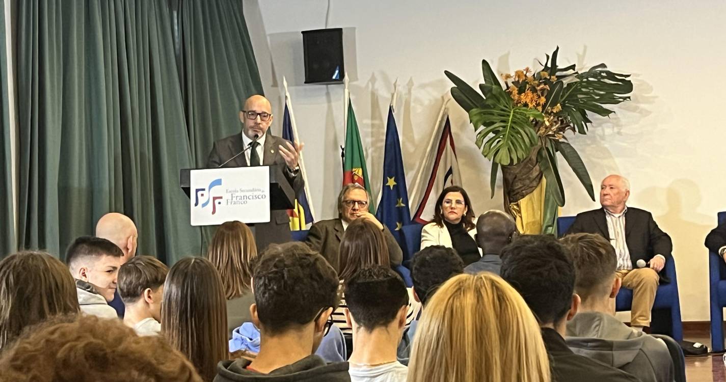 Descolonização: Sancho Gomes destaca importância da memória histórica