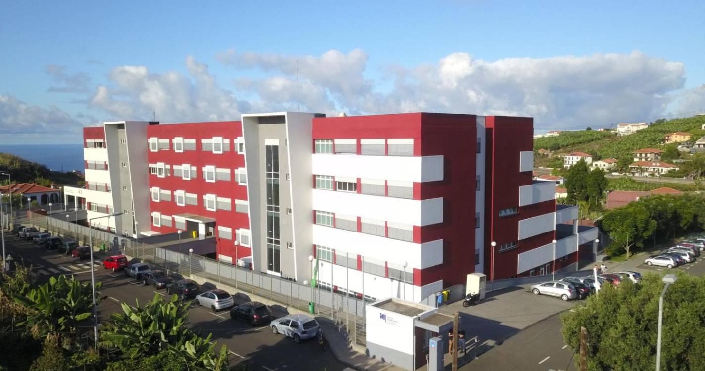 Cem alunos da escola Francisco Fernandes fazem benção das capas