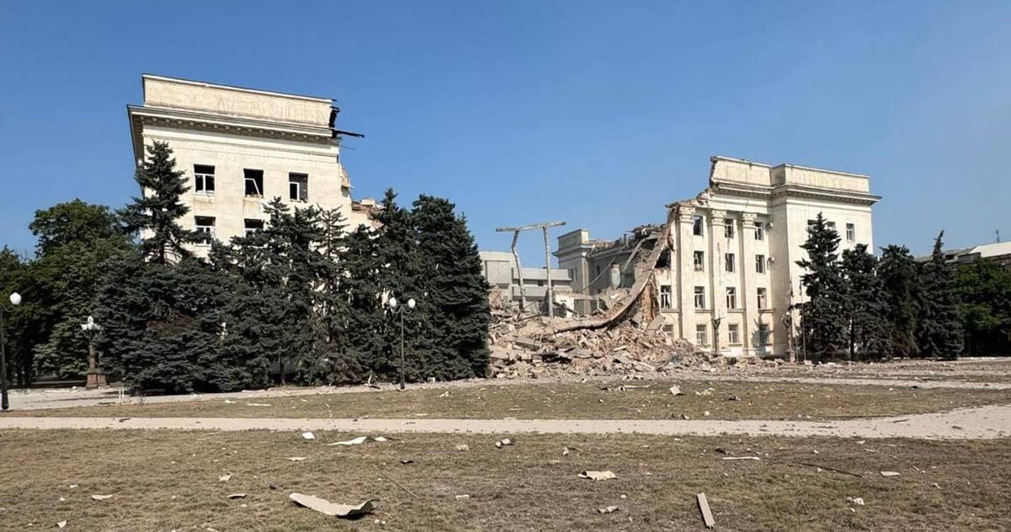 Ucrânia: Zelensky condenou ataque russo que fez cinco mortos