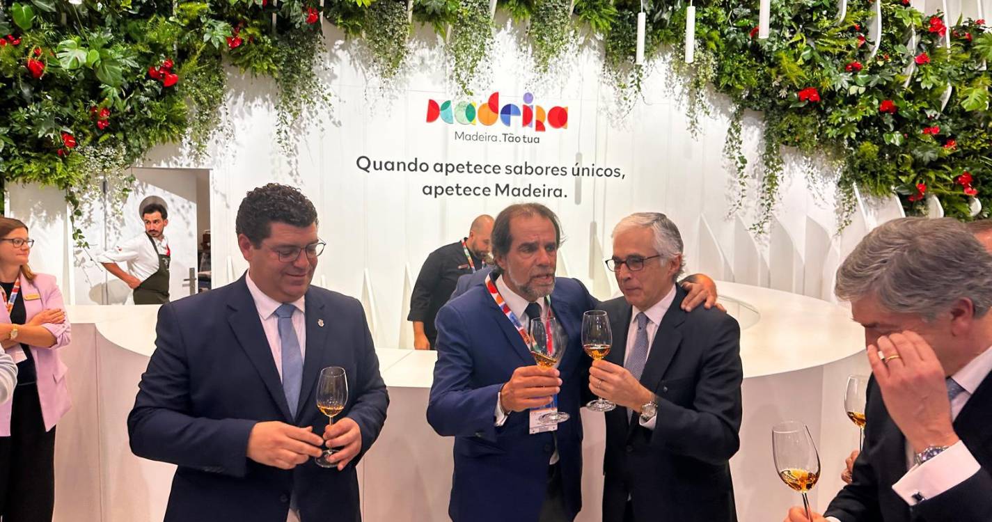 Aguiar-Branco: “Desejo que o debate democrático se faça sempre ouvindo todos”