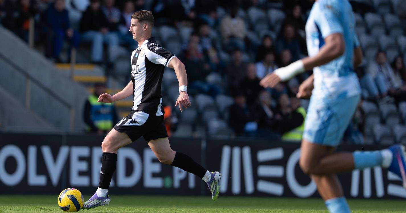 Nulo mantém-se ao intervalo na deslocação do Nacional a Arouca