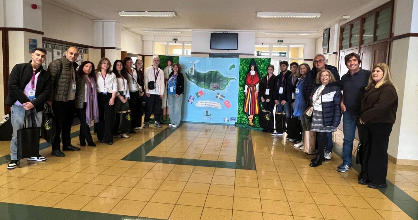 Projeto Erasmus+ junta Turquia, Islândia e Suécia na Escola Bartolomeu Perestrelo