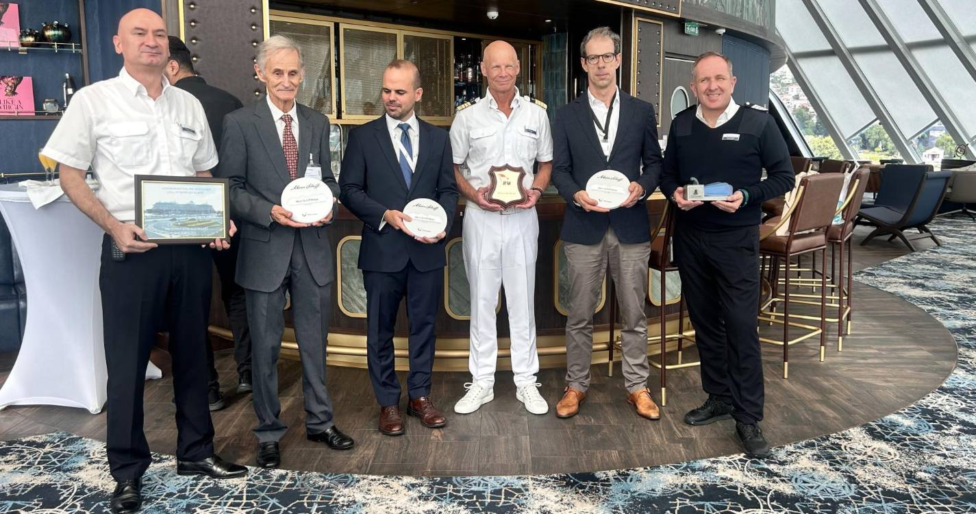 Escala inaugural do Mein Schiff Relax traz 5.500 pessoas ao Funchal