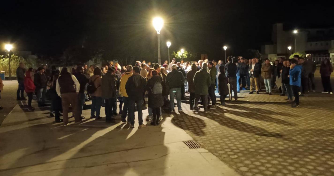 População da Camacha em vigília pede mais segurança