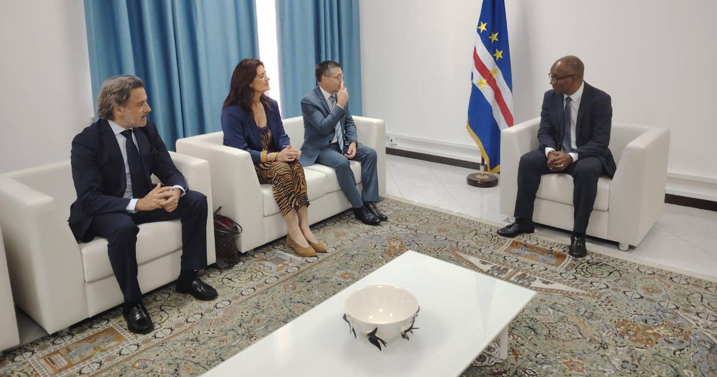 Rubina Leal presente em diálogo sobre reforço das relações entre territórios da Macaronésia