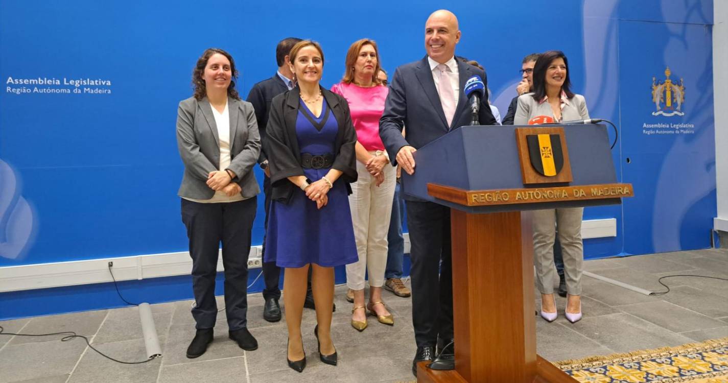 PS só decide amanhã se participa segunda-feira na reunião com todos os partidos