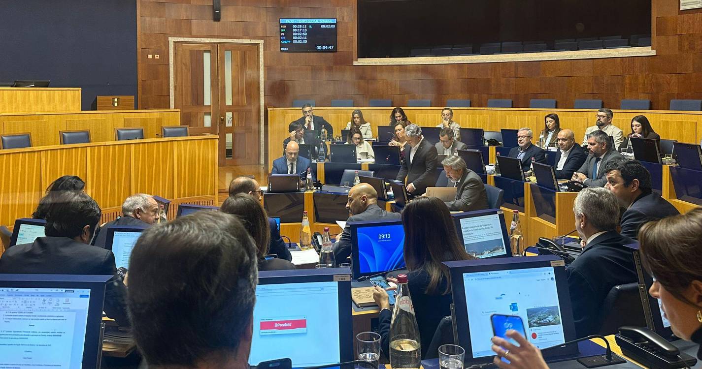 Élvio Sousa acusa PSD-Madeira de dar “aplauso interesseiro” à aprovação do Orçamento do Estado